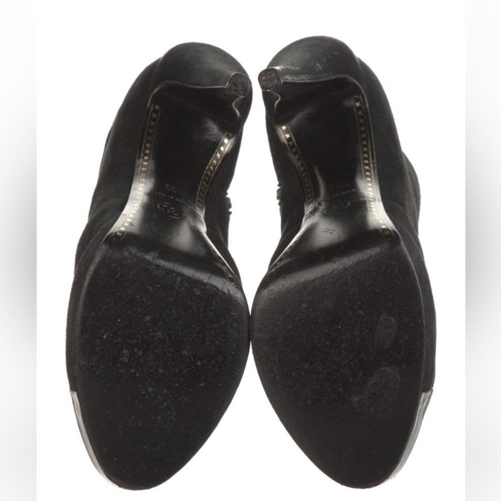 Chanel interlock round toe black suede leather ankle platform booties 39 - Picture 16 of 16